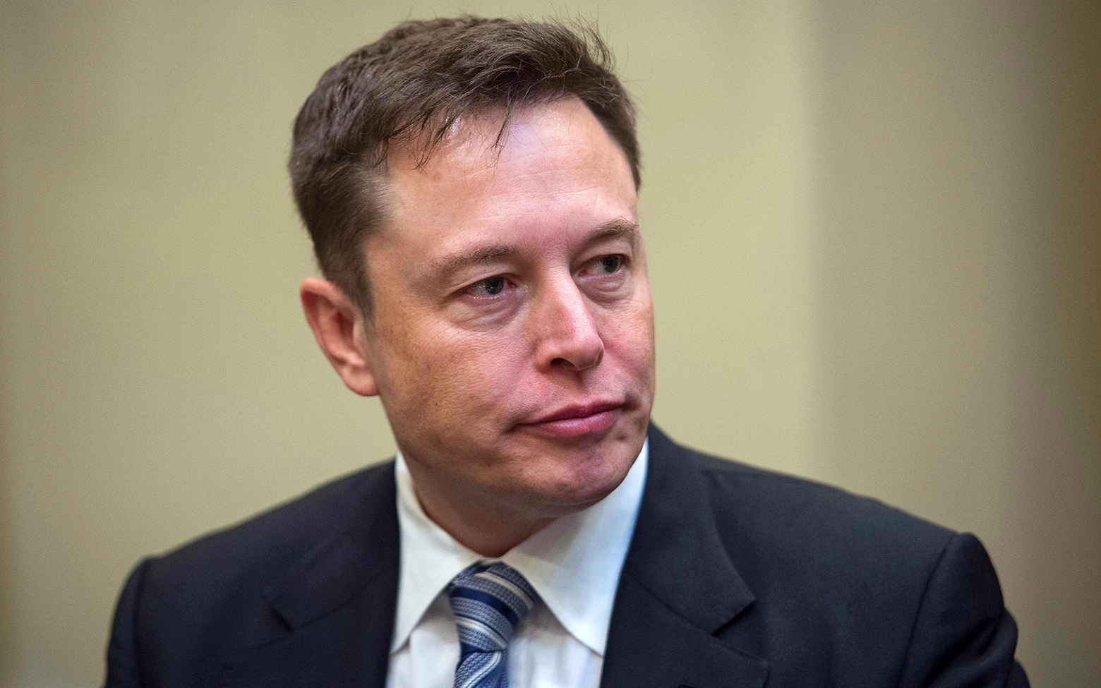 Илона Маска обязали восстановить на работе в Tesla уволенного активиста