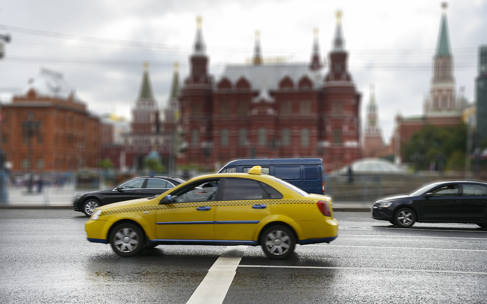 Агрегатор такси DiDi уволил большинство водителей в России