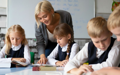 Должностная инструкция воспитателя в школе